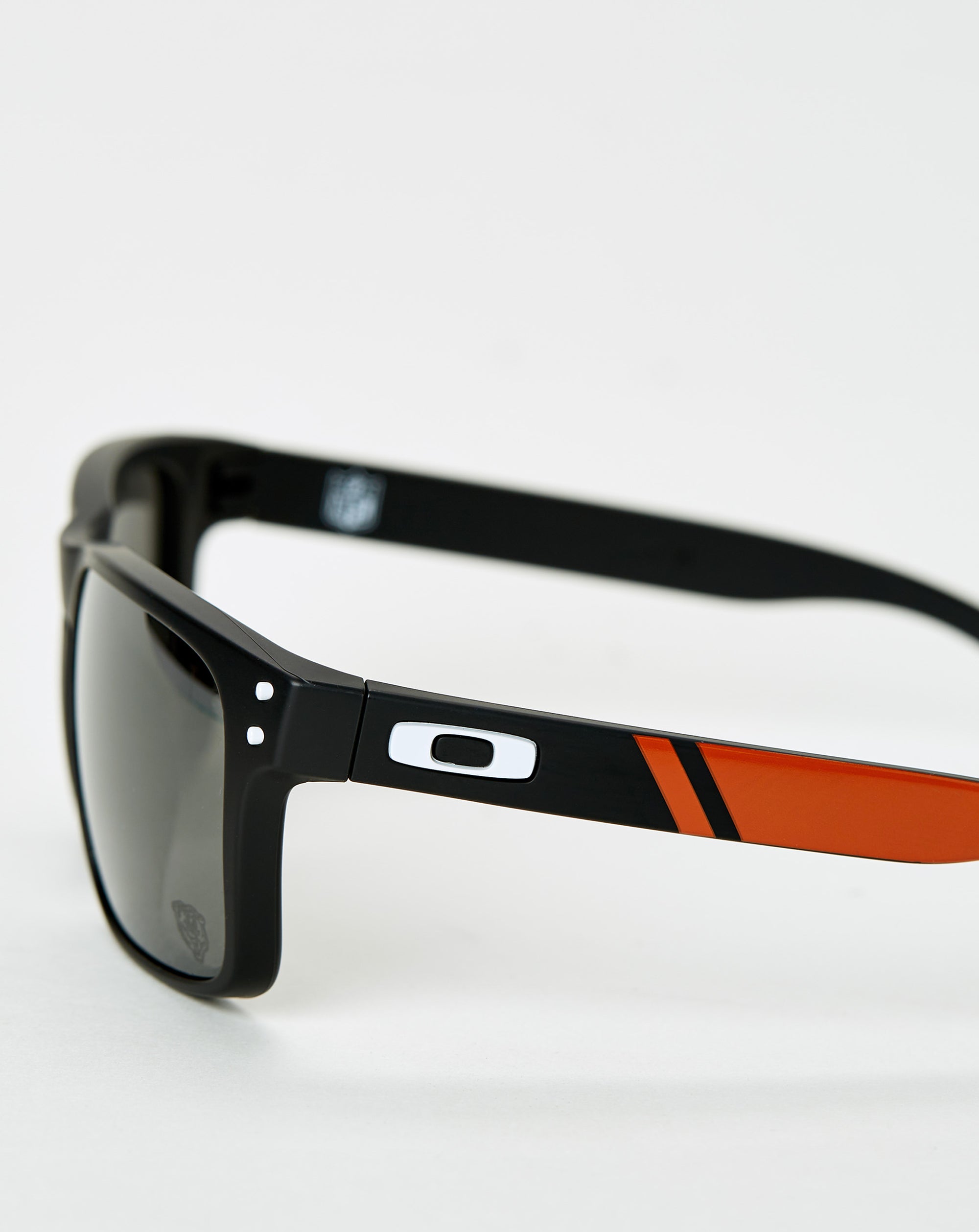 Oakley NFL Holbrook 'Chicago Bears' - Rule of Next Accessories