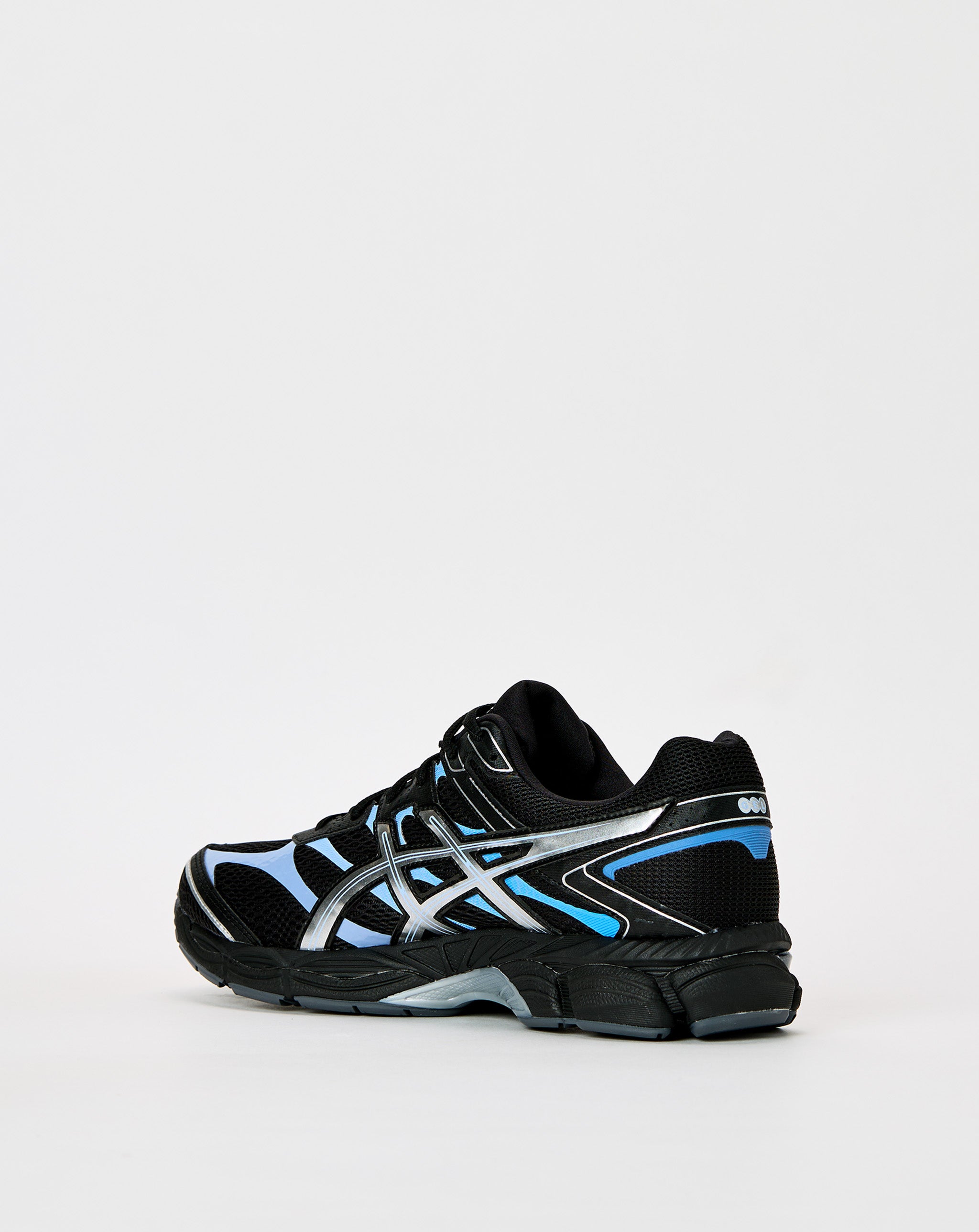 asics Gel-Cumulus 16 - Rule of Next Footwear