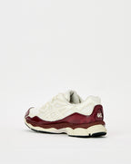asics Gel-NYC in Cream / Antique Red