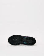 asics Gel-Cumulus 16 in Black Berry / Purple