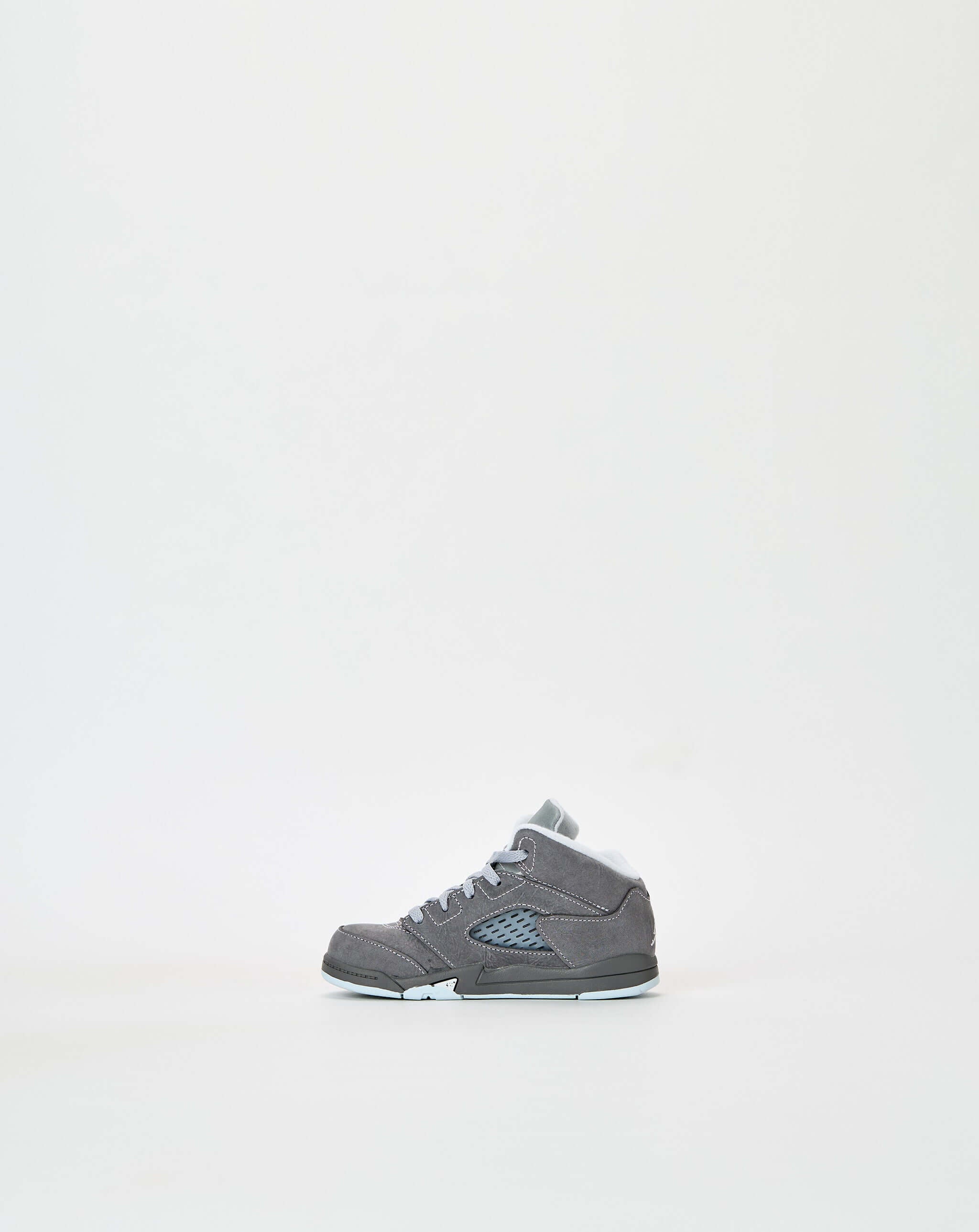 Air Jordan Kids' Air Jordan 5 Retro 'Wolf Grey' (TD). Underground Footwear. Rule of Next Streetwear.