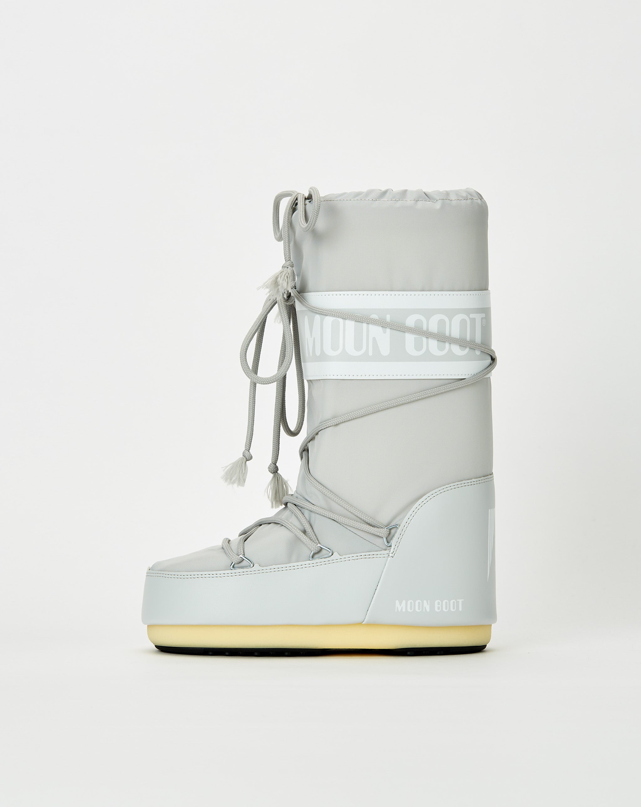 【未使用】MOON BOOT ミッドカフ Icon Nylon White Moon Boot Icon Snow Boots | White | FARFETCH