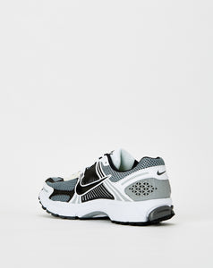 Nike Zoom Vomero 5 SE SP - Rule of Next Footwear
