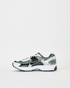 Nike Zoom Vomero 5 SE SP - Rule of Next Footwear