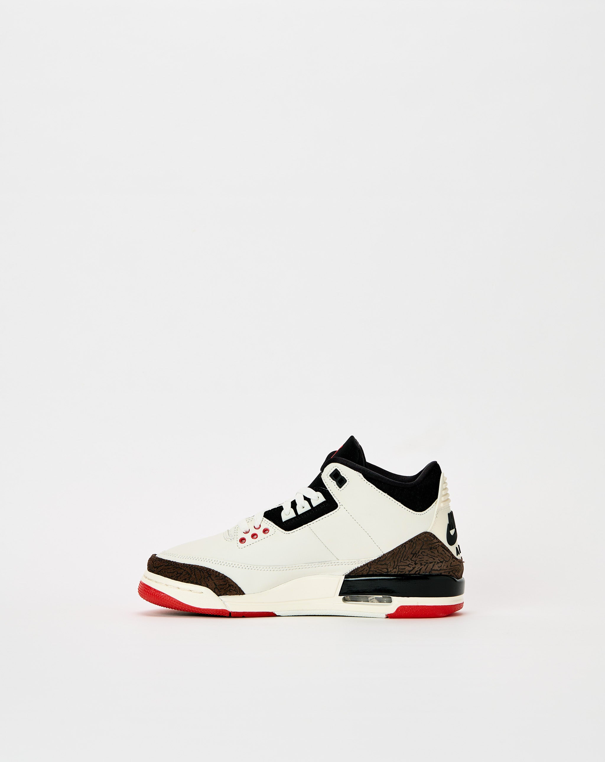 Air Jordan Kids' Air Jordan 3 Retro 'World's Best Dad' (GS). Underground Footwear. Rule of Next Streetwear.