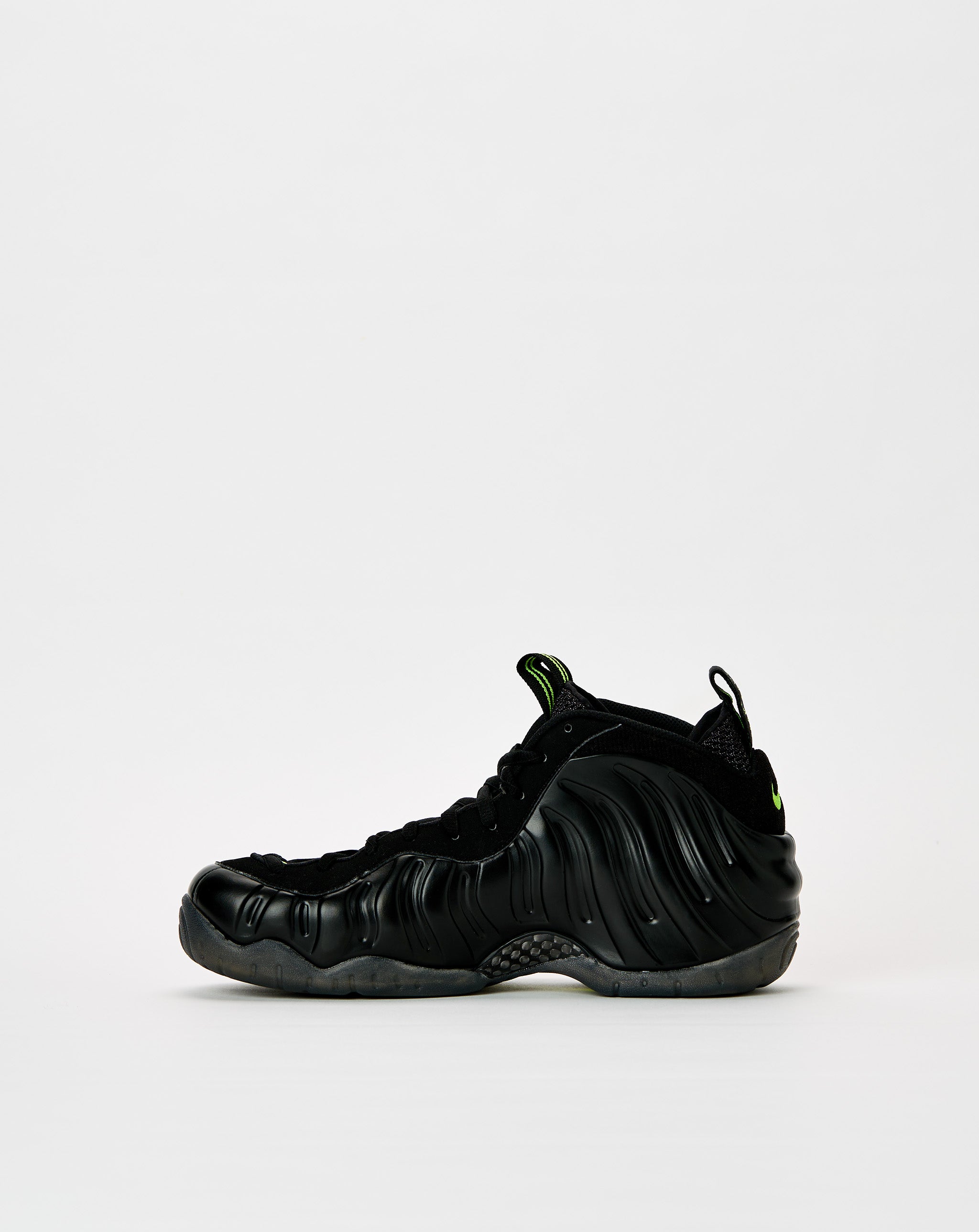 Nike Air Foamposite Pro 'Voltage'. Underground Footwear. Rule of Next Streetwear.