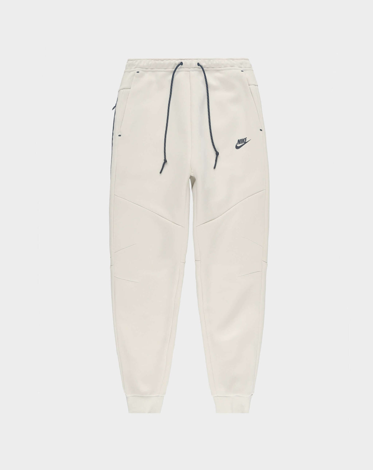 Nike Tech Fleece Jogger in Light Khaki / Black
