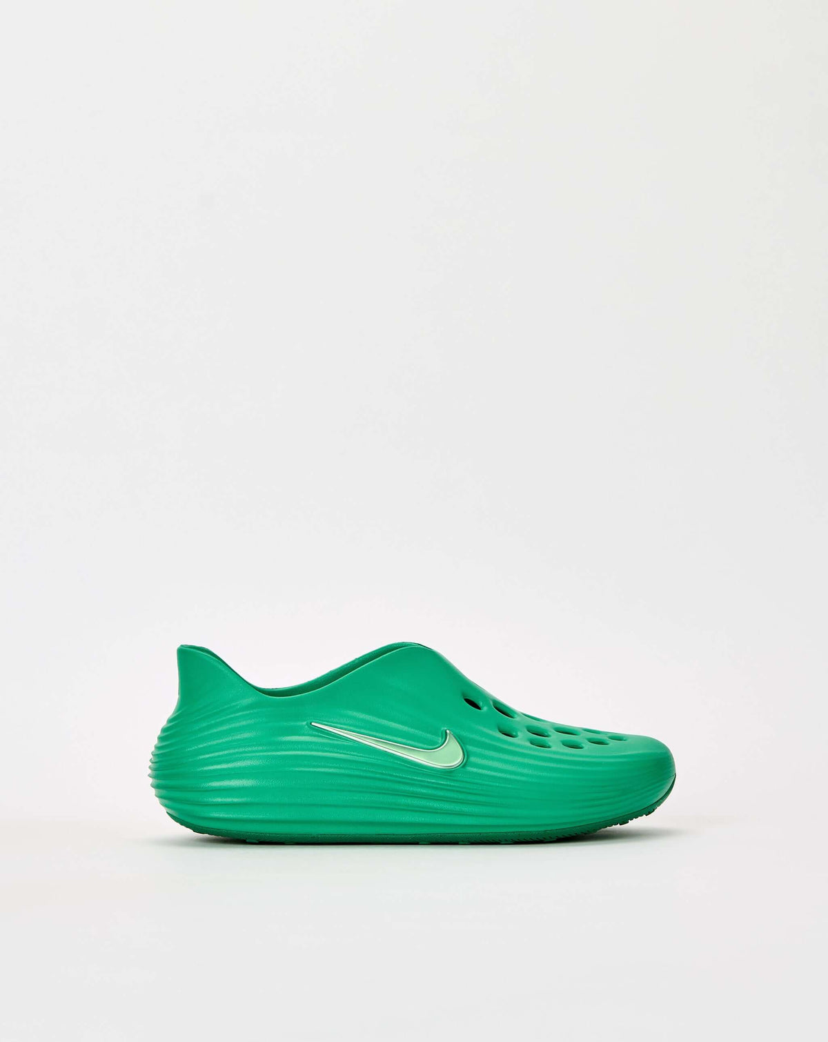 Nike ReactX Rejuven8 in Stadium Green