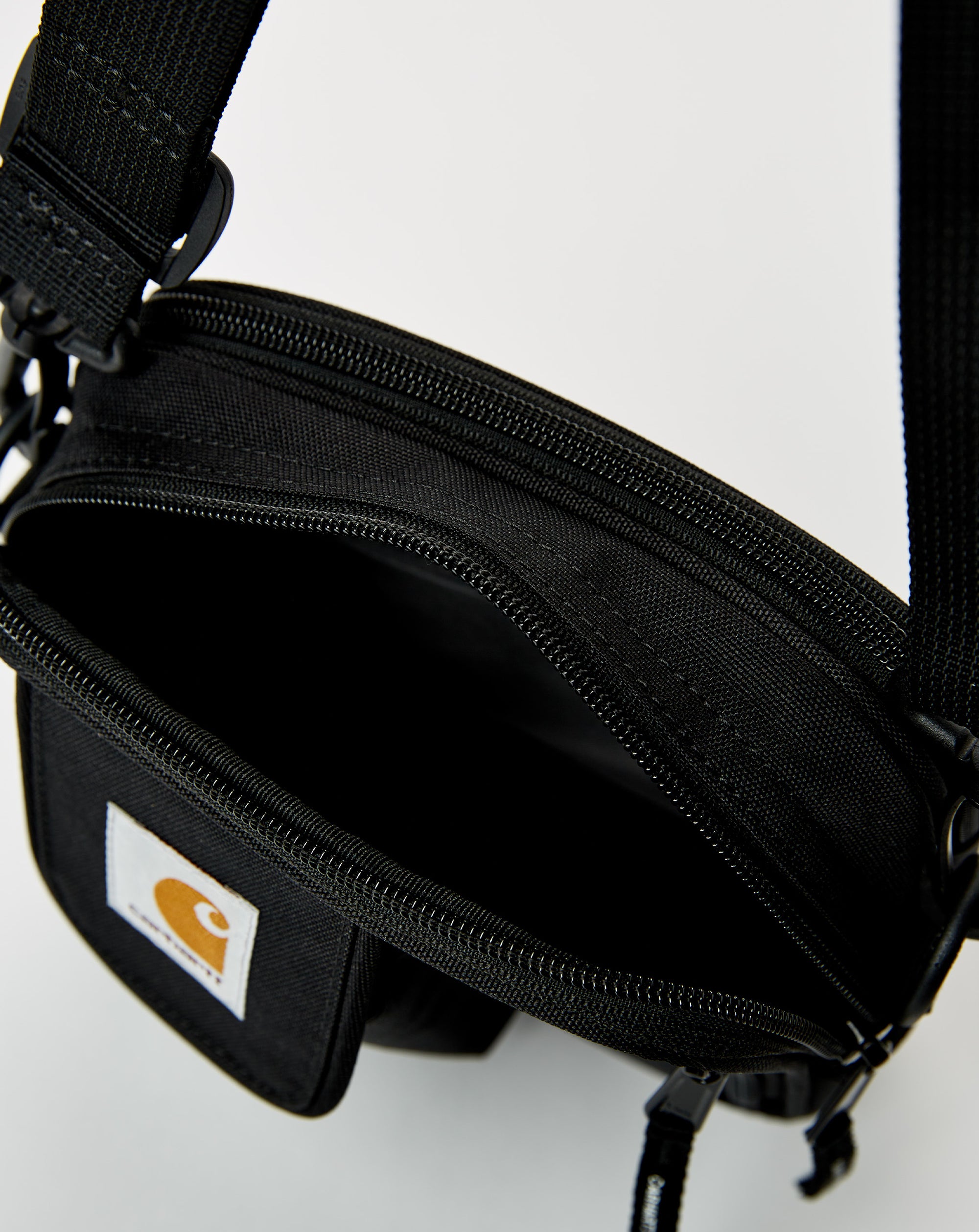 Carhartt Logo Patch Zip-up Messenger Bag in Black