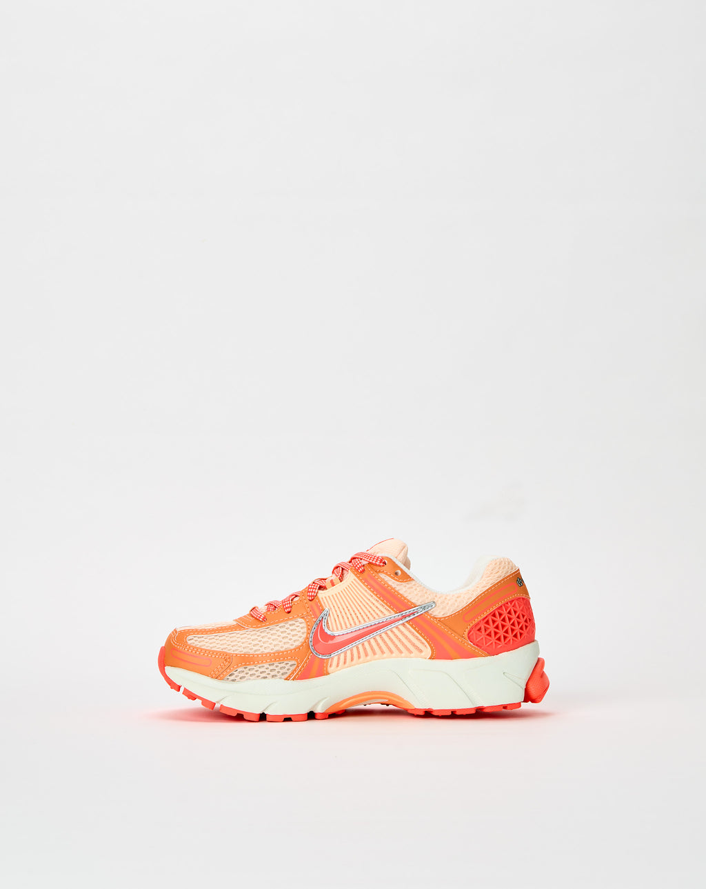 Nike Women's Zoom Vomero 5. Underground Footwear. Rule of Next Streetwear.