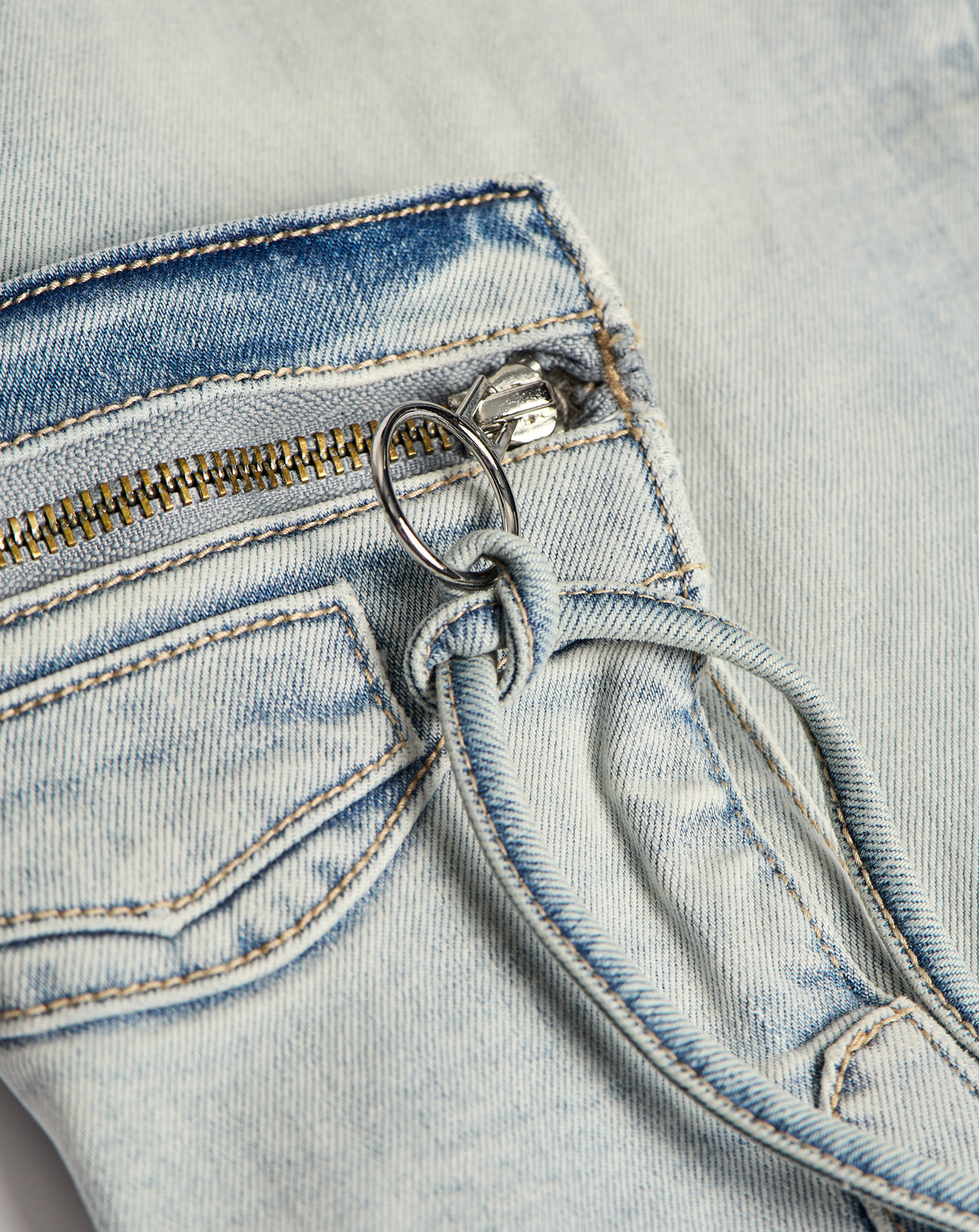 PRVT LBL Cargo Skinny in Light Blue