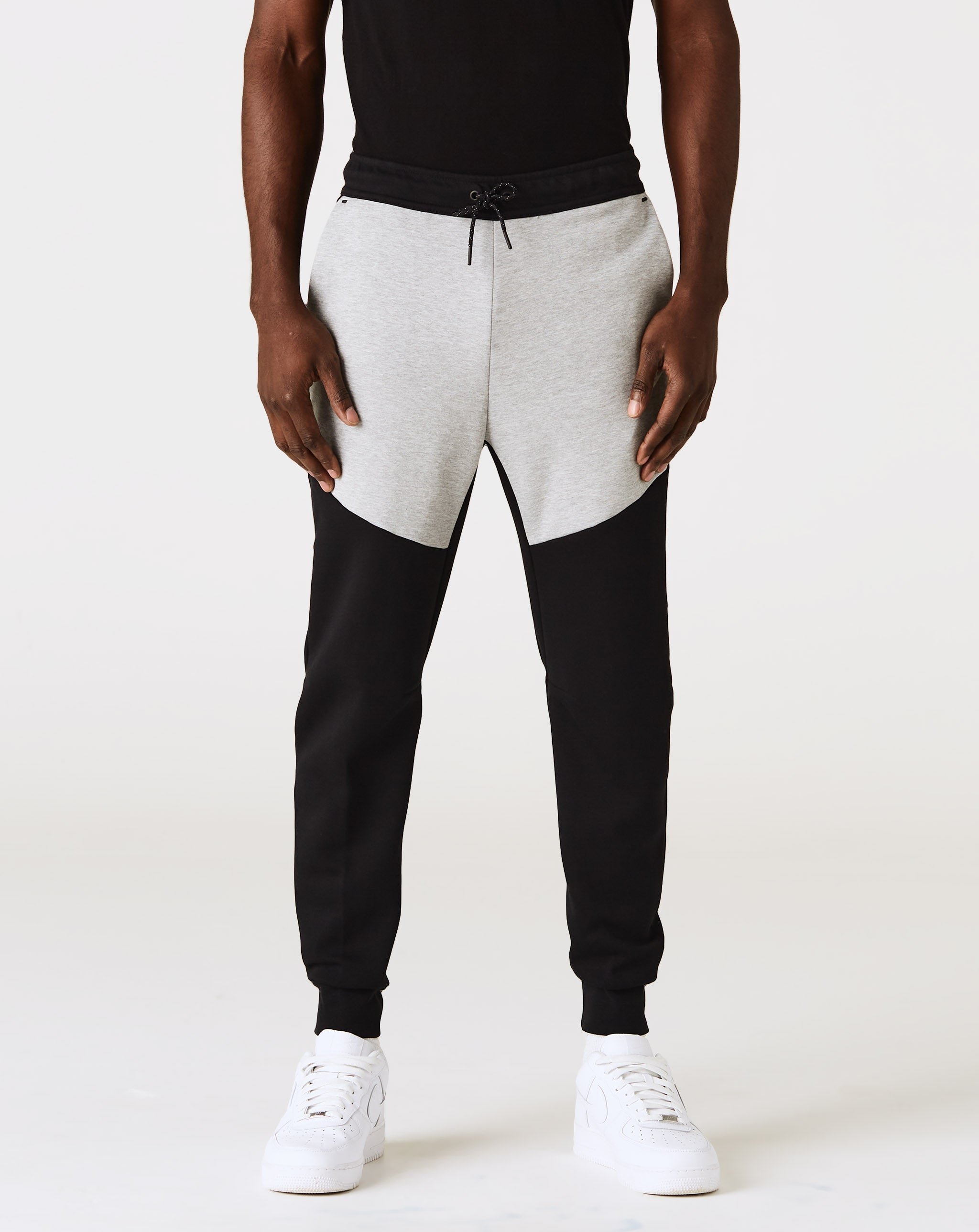black and white nike tech fleece pants